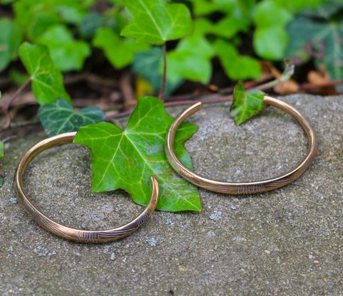 GROOVED BRACELET, BRONZE