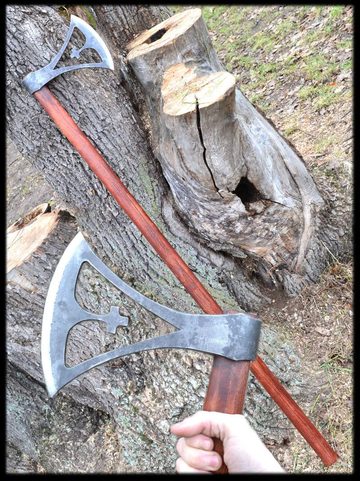 VIKING AXE, HEJDE, GOTLAND, REPLICA