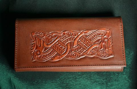 LEATHER WALLET WITH VIKING ZOOMORPHIC MOTIVES