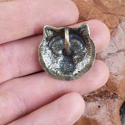 URSUS, BEAR PENDANT ZINC, ANT. BRASS
