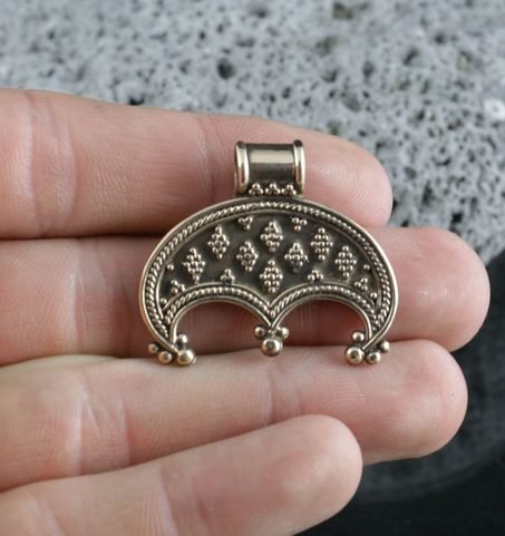 MORAVIA, LUNITSA, SLAVS, VIKINGS, PENDANT, BRONZE