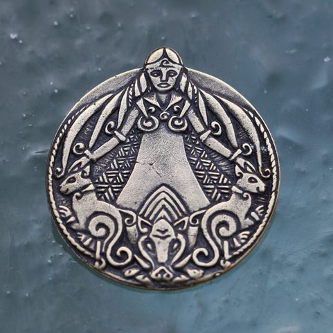 FREYA VIKING PENDANT ZINC, ANTIQUE BRASS