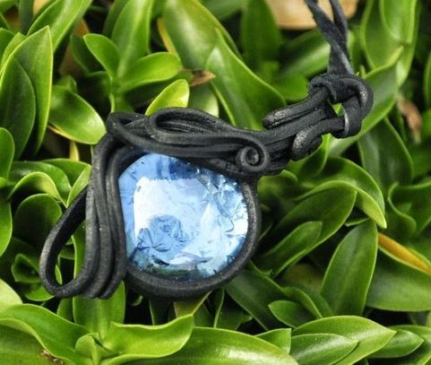 BLUE GLASS PENDANT