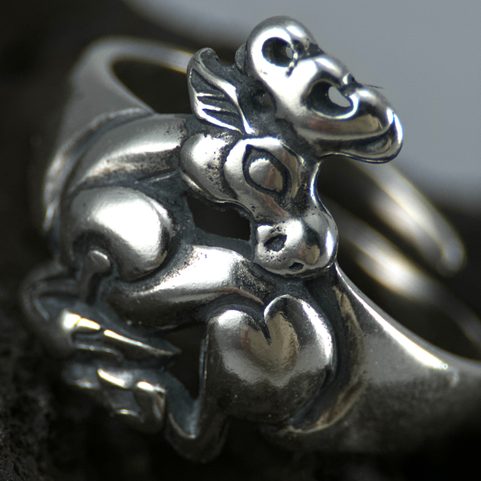 SCYTHIAN DEER, ADJUSTABLE RING, SILVER 925/1000