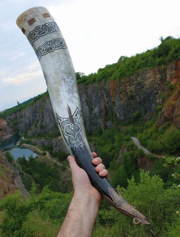 MAGNUS, CARVED DRINKING HORN DE LUXE 3L