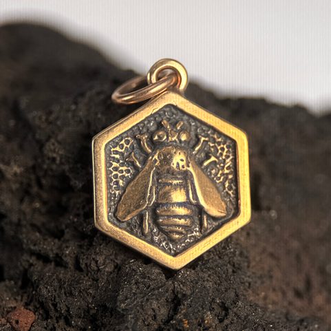 HONEYBEE, PENDANT, BRONZE