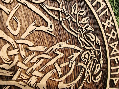 ARBRE DE VIE - DÉCORATION MURALE DES RUNES 45 CM CHÊNE