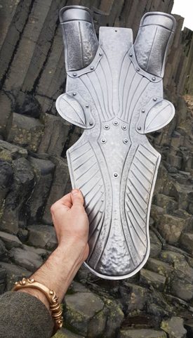 MASQUE EN MÉTAL, ARMURE POUR CHEVAUX - DÉCORATION