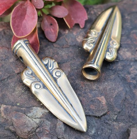 SCYTHIAN ARROW, PENDANT, BRONZE