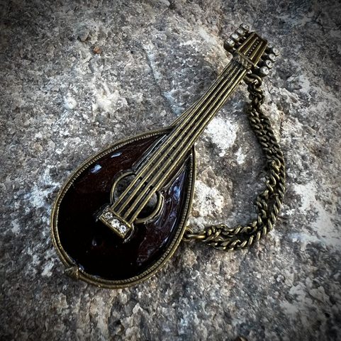 MEDIEVAL MANDOLIN, COSTUME BROOCH