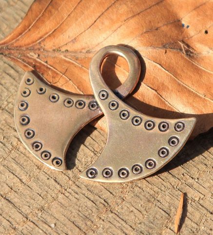 SCANDINAVIAN PENDANT, BRONZE