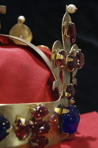 KING CROWN - WENCESLAS