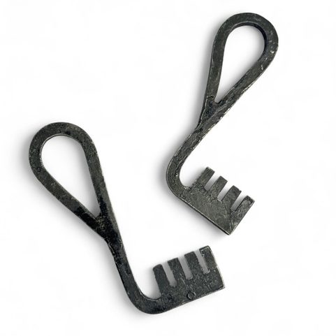 CLÉ FORGÉE VIKING, RÉPLIQUE