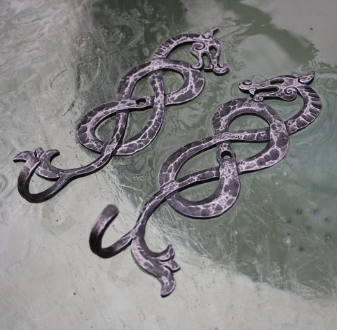 VIKING   DRAGON, FORGED HOOK / KEY HOOK - RIGHT