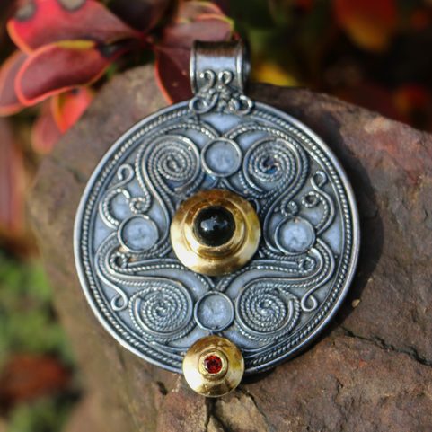 BATTERSEA, LUXURY PENDANT, SILVER AND MOLDAVITE