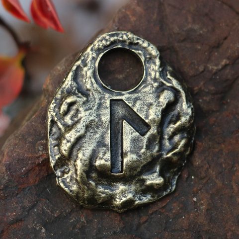 LAGUZ - RUNE PENDANT ANTIQUE BRASS