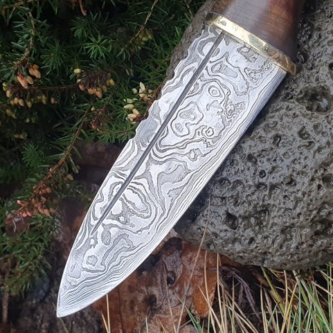 SGIAN DUBH, SCHOTTISCHES MESSER MIT GEWEIH