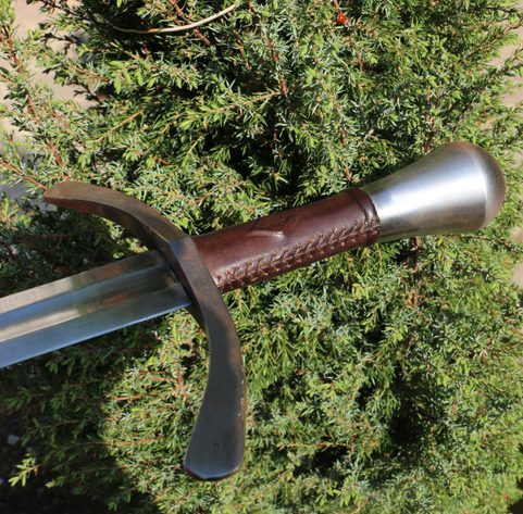 HAROLD SINGLE HANDED MEDIEVAL SWORD