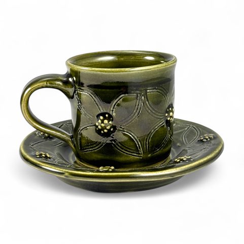 TASSE À EXPRESSO VERTE PLUS GRANDE AVEC SOUCOUPE