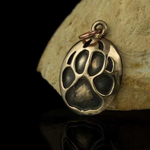 WOLF TRACK, PENDANT, BRONZE