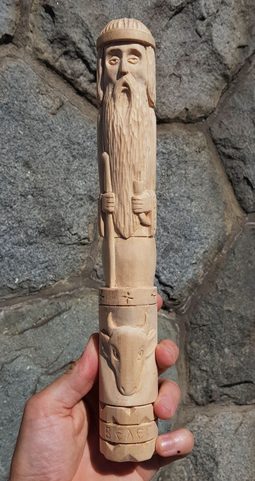 VELES, SLAVE DIEU, STATUE EN BOIS SCULPTÉ