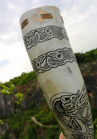 MAGNUS, CARVED DRINKING HORN DE LUXE 3L