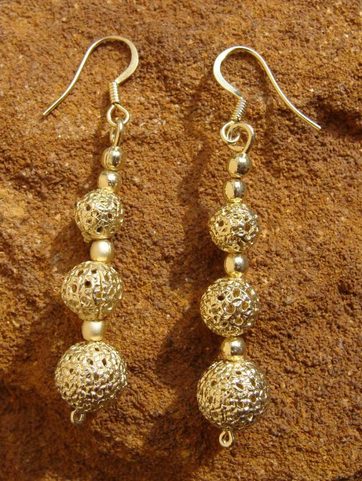 GOMB EARRINGS, GOLD PLATED