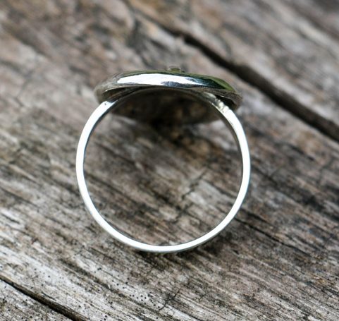 EMPREINTE DE CERF, BAGUE, ARGENT