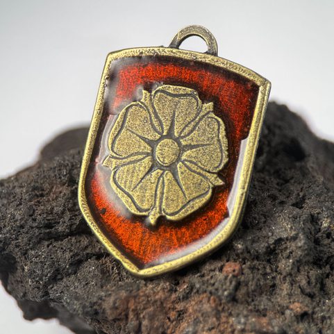 ROSE OF ROSENBERG, MEDIEVAL COAT OF ARMS IN SHIELD, ZINC, OLD BRASS, ENAMEL