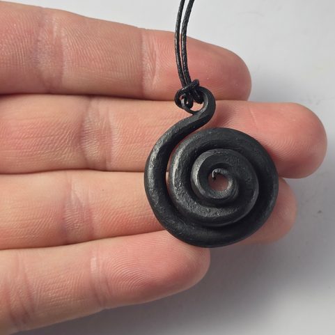 GESCHMIEDETE SPIRALE, ANHÄNGER