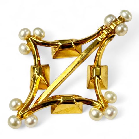 MEDIEVAL BROOCH, 14TH CENTURY, ENGLAND