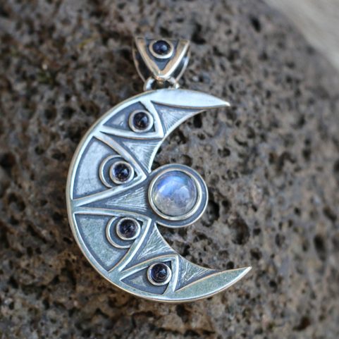 LUNA-ANHÄNGER, IOLITH UND MONDSTEIN, SILBER 925 11G