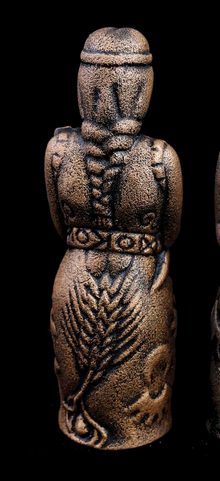 MOKOSH, SLAVIC DÉESSE, PROTECTEUR DES MÈRES, GRAND