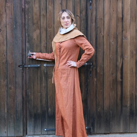VÊTEMENTS MÉDIÉVAUX POUR FEMMES - BOURGEOISE - BOURGEOISE, 2E MOITIÉ DU 14E SIÈCLE