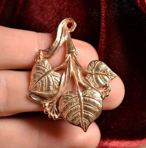 LIME LEAVES, SLAVIC TREE, PENDANT, BRONZE