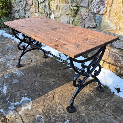 CHATEAU PARK TABLE, CAST IRON
