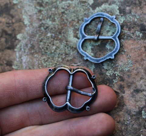 HISTORICAL BUCKLE VIII, COLOUR SILVER
