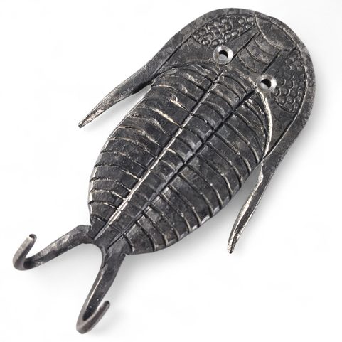 PORTE-MANTEAU TRILOBITE EN FER FORGÉ