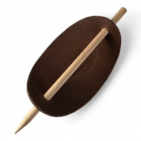 LEDER-HAARSPANGE, TRILOBIT, BRAUN