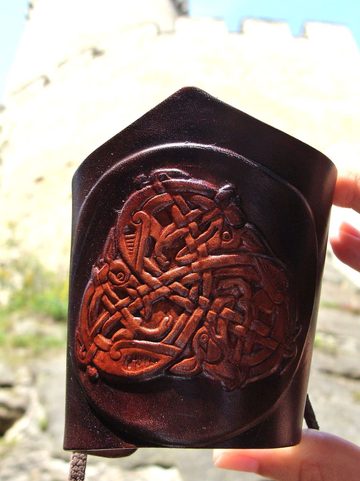 TRISKELION ANIMAL CELTIQUE, BRACELET EN CUIR