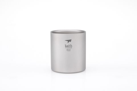 TI3302 DOUBLE-WALL TITANIUM MUG WITH LID KEITH