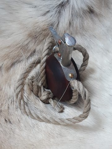 POWDER FLASK FOR FINE GUNPOWDER, 16TH CENTURY, REPLICA