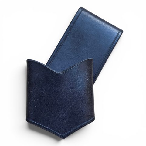 PORTE-ÉPÉE EN CUIR