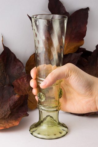 CHAMPAGNE, VERRE HISTORIQUE