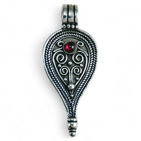 ROMAN PENDANT, II. CENTURY, STERLING SILVER