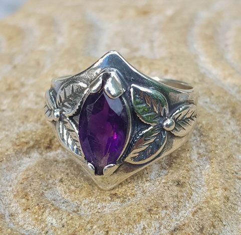 SHAMROCK, RING, AMETHYST, STERLING SILVER