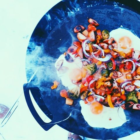 GRILLPFANNE MIT BEINEN Ø38 CM, MUURIKKA, FINNLAND