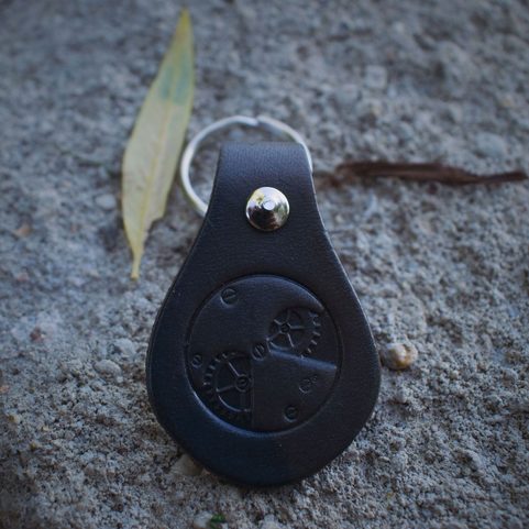 MACHINE, SCHLÜSSELANHÄNGER, LEDER