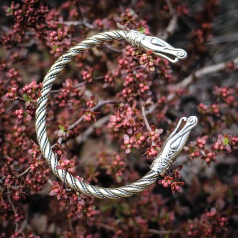 URNES STYLE BRASS BRACELET