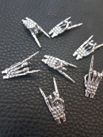 DEVIL HORNS - PENDENTIF EN ARGENT POUR LES ROCKERS